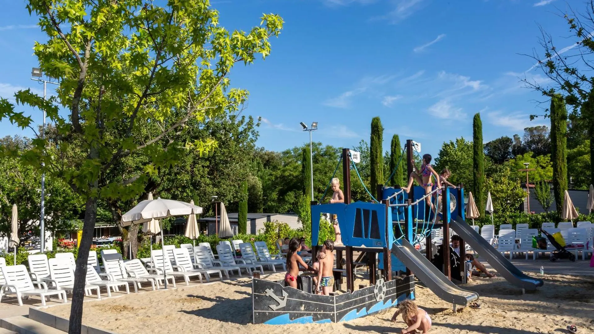 hu Norcenni Girasole Village Figline Valdarno Italia