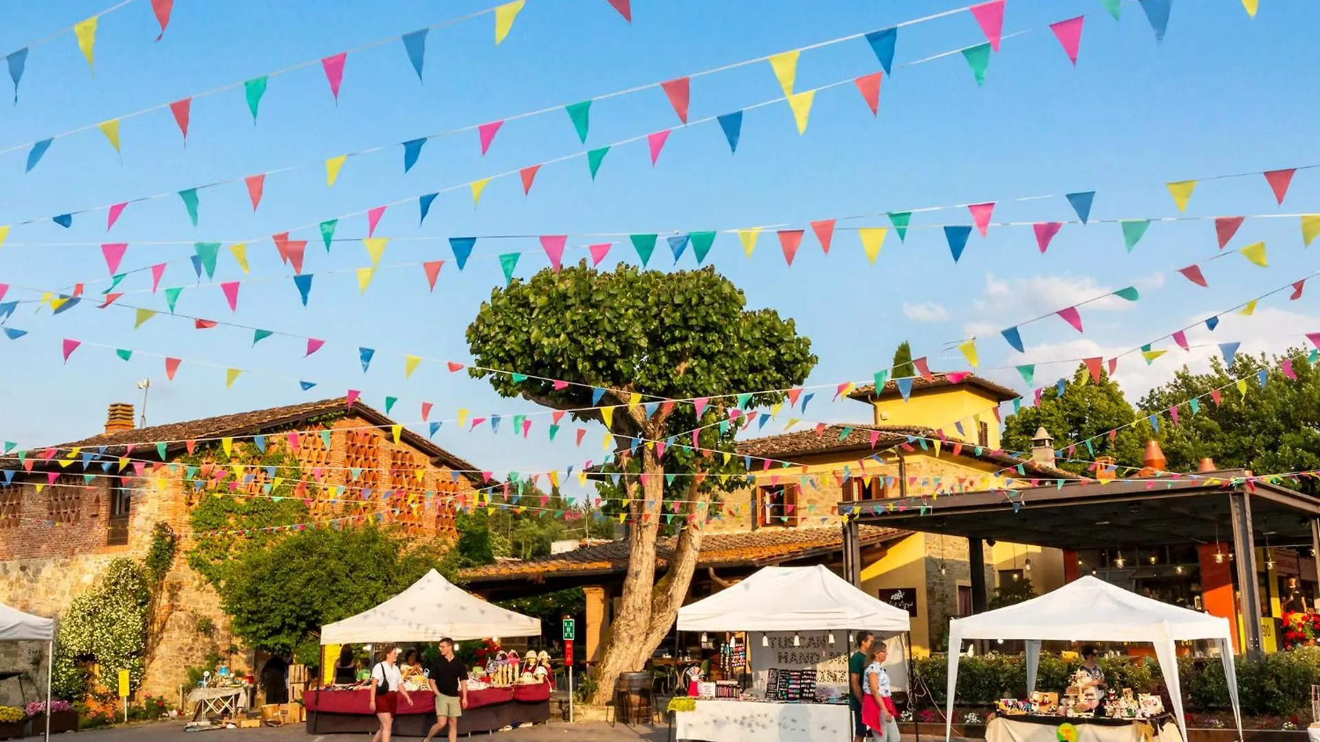 Hu Norcenni Girasole Village Figline Valdarno 4*,  Italy