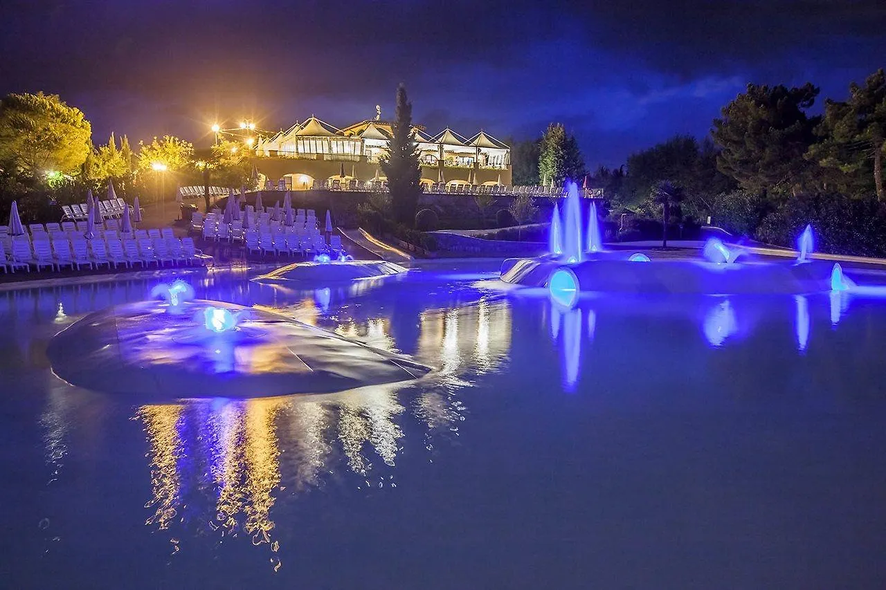 Hu Norcenni Girasole Village Figline Valdarno Włochy